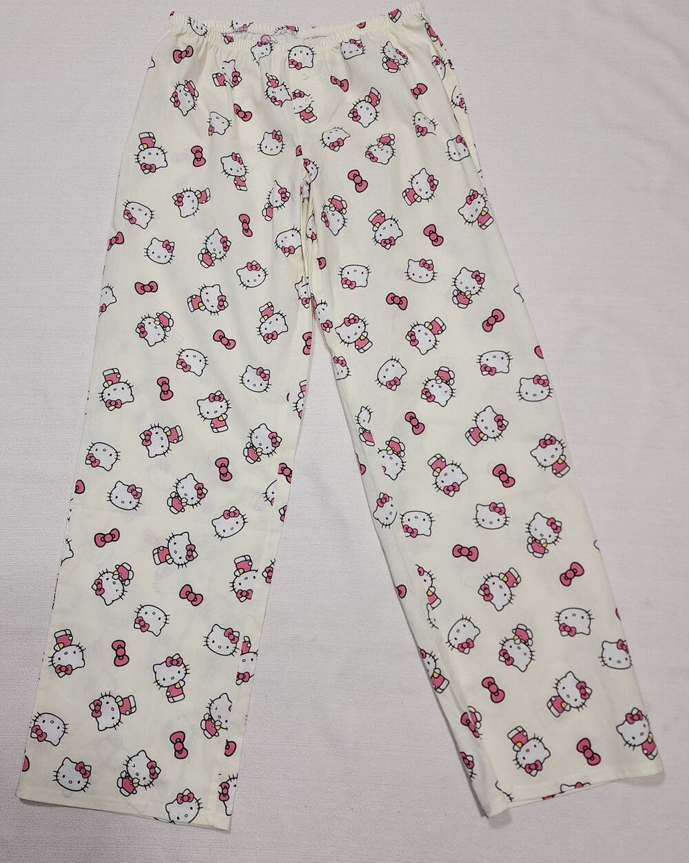 Hello kitty and friends white pajamas women small